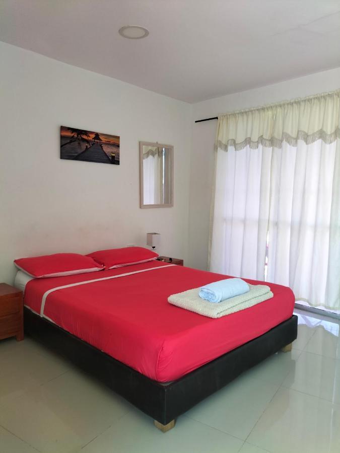 Posada Miss Joyce House ซานอันเดรส ภายนอก รูปภาพ