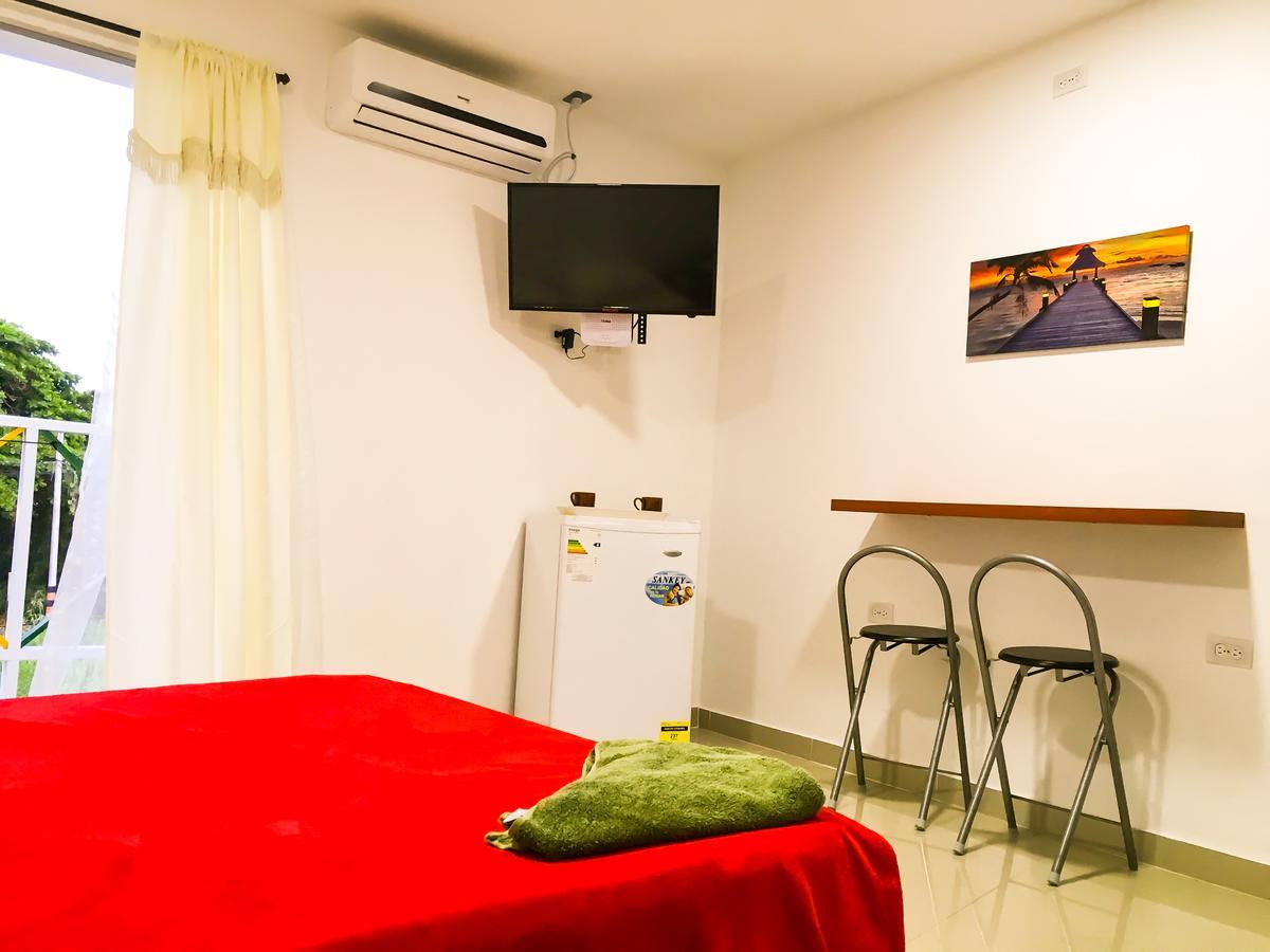 Posada Miss Joyce House ซานอันเดรส ภายนอก รูปภาพ